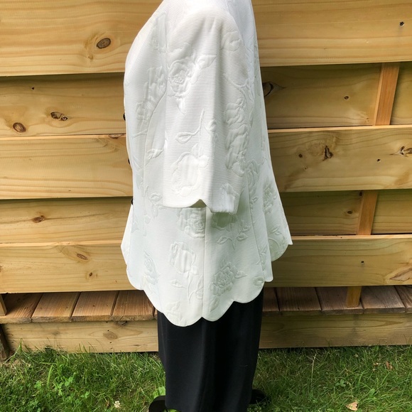 Albert Nipon Suit Size 16 - Picture 7 of 16